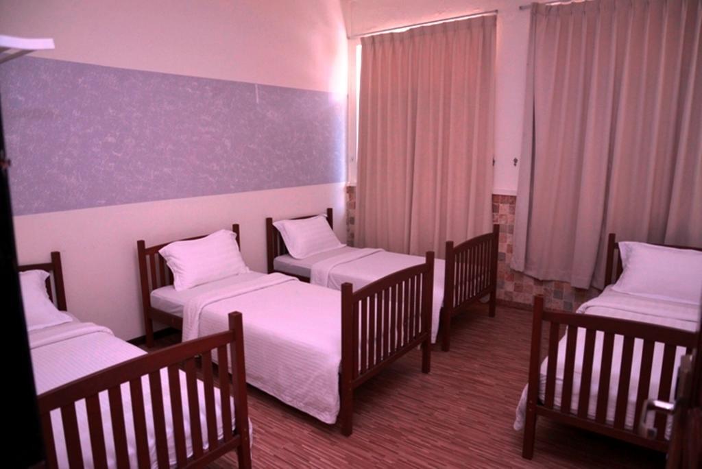 D' Beach Street Lodge Kota Kinabalu Exterior photo